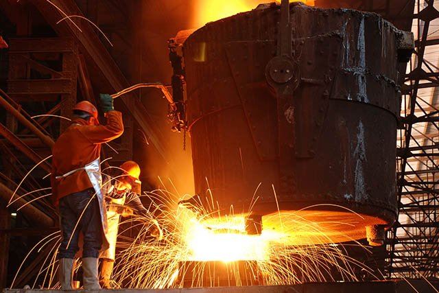 Çelik üretimi Ukrayna’da ve İtalya’da durdu! Piyasalar nasıl etkilenecek?