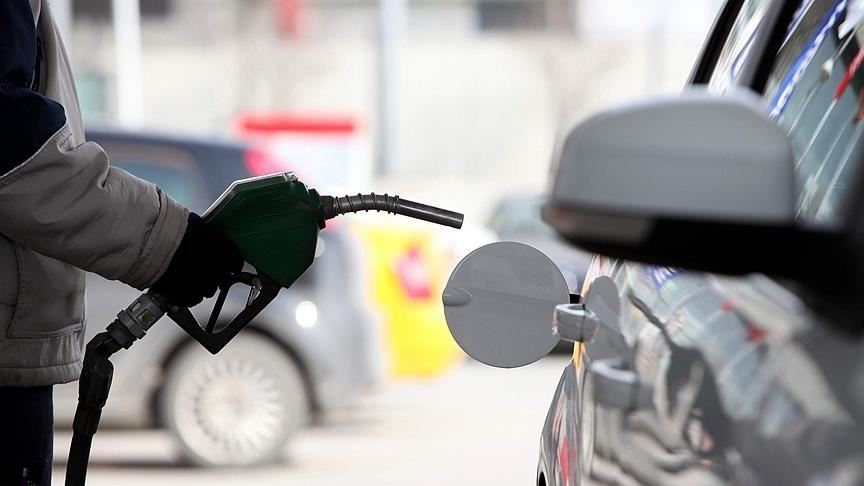 China lowers fuel prices